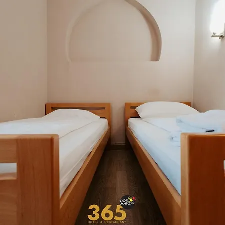 365 Dos Manos ホテル Brčko
