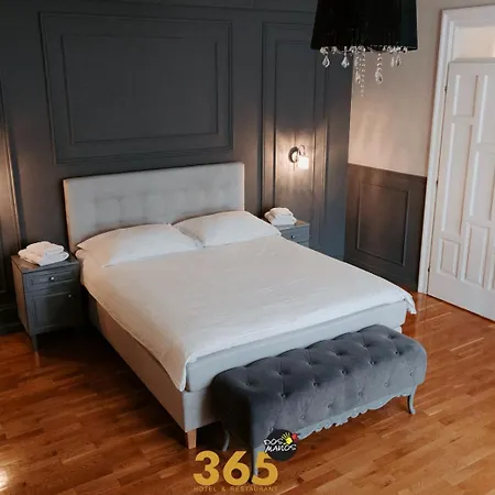 365 Dos Manos 3* Brčko