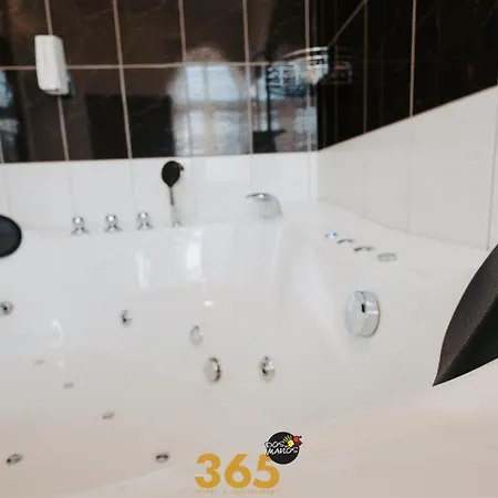ホテル 365 Dos Manos 3*