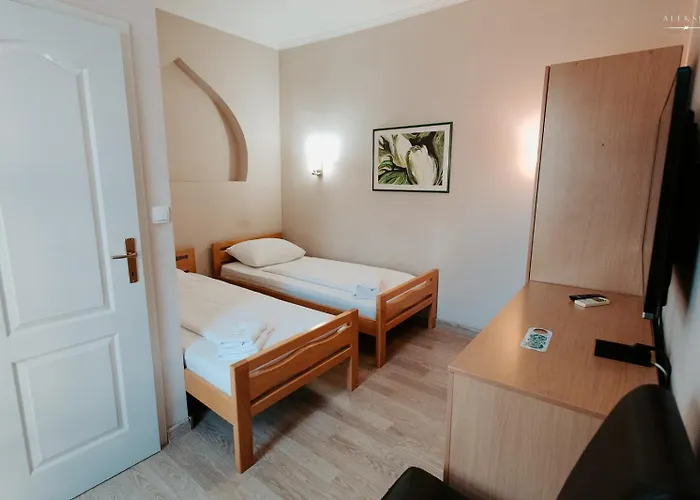 365 Dos Manos Hotel 3*