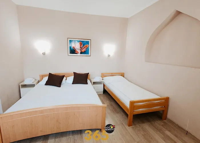 365 Dos Manos Hotel 3*